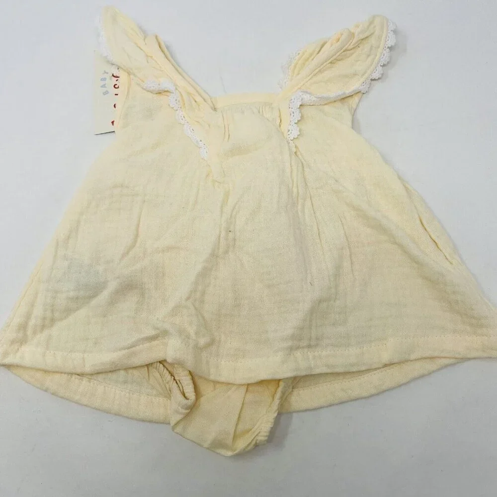 Cat & Jack Baby Girls 0-3 Months‎ 2 Piece Gauze Crochet Tank Set in Cream 1024